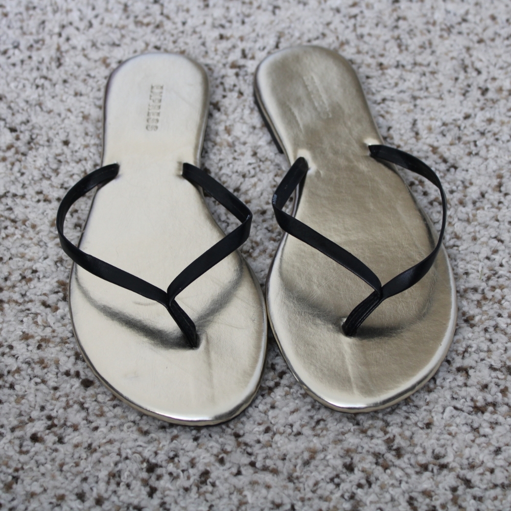 EXPRESS Gold & Black Sandals